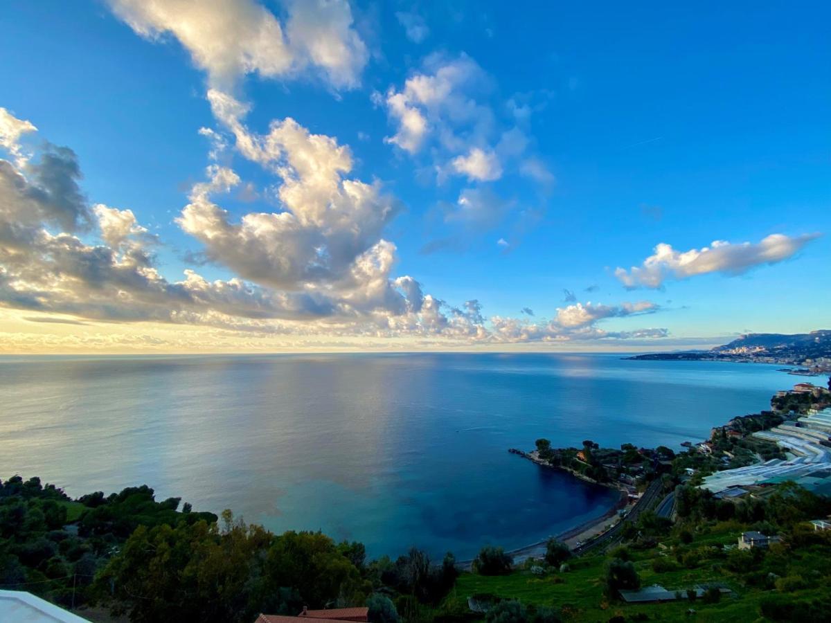Apartament Kiss Of Sea - Balzi Rossi & Baia Beniamin Ventimiglia Zewnętrze zdjęcie